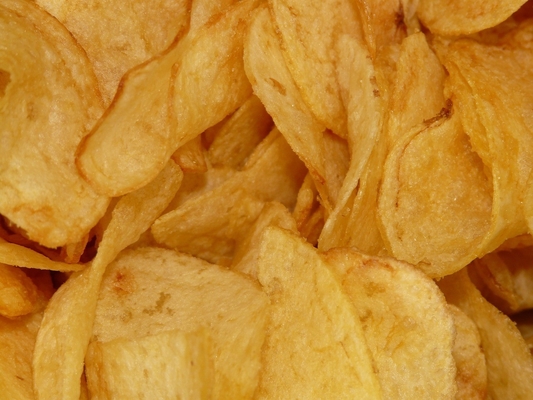 Paket Bruttogewicht 20 kg Konsistente knackige Chips mit Kartoffelchips-Freitmaschine