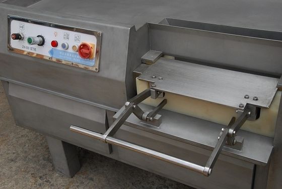 Automatische Steuerung Fleischschneider Fleischwürfelschneider für die thermische Verarbeitung 1480x800x980mm