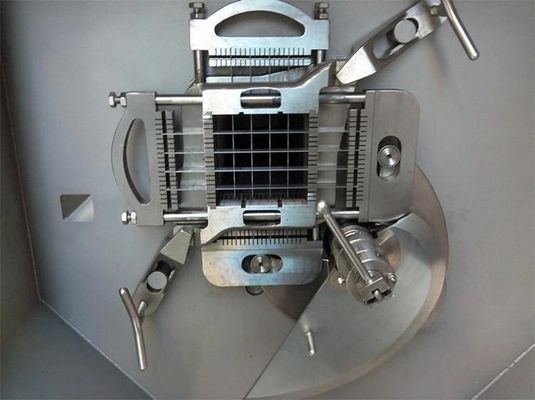 Maschine zum Schneiden von großen Fleischwürfeln