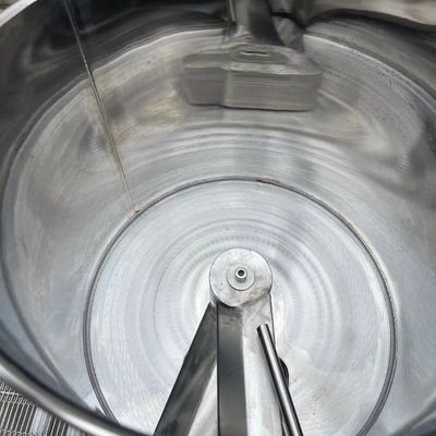 Maschine zur Verarbeitung von Hühnernuggets mit automatischer Verarbeitung