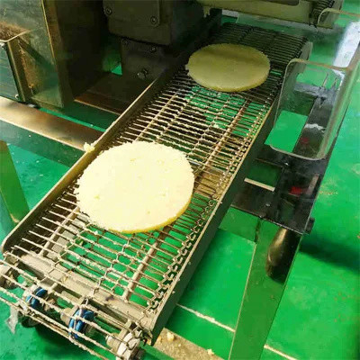 Automatische Fleischmahlmaschine mit Aufzugsheber für das Befördern von Fleisch in der Lebensmittelverarbeitung