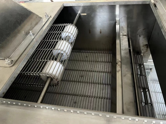Automatische Garnelenflohrmaschine zur thermischen Verarbeitung bei der Verarbeitung von Meeresfrüchten