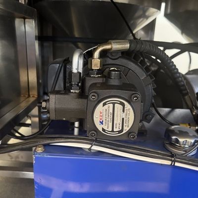 Maßgeschneiderte Einlaufmaschine und Schnellentladungsventil für automatische Wurstmachmaschine