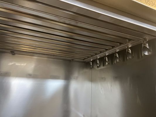 Automatisches Reinigungsmerkmal Fleischverarbeitungsmaschinen für einfache Wartung in Lebensmittelmaschinen
