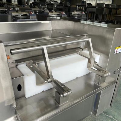 500 kg Kapazität Elektrische Fleischverarbeitung Schneidmaschine 3kw Power Kücheneinrichtung